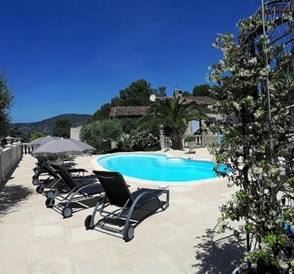 Gite Les Pins Climatise Piscine Chauffee Jardin Peymeinade Eksteriør billede